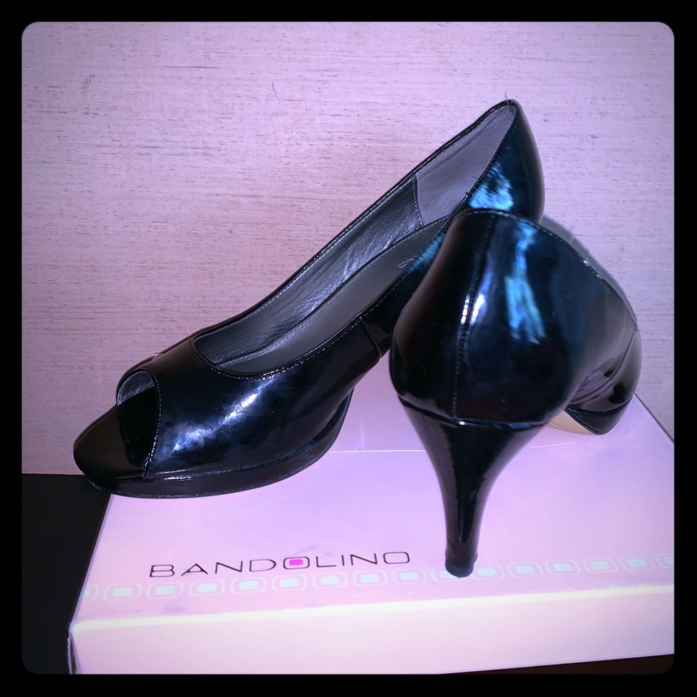 NEW WOMENS HEELS 👠